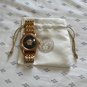 Versace Mens Rose Gold Watch (STUNNING)